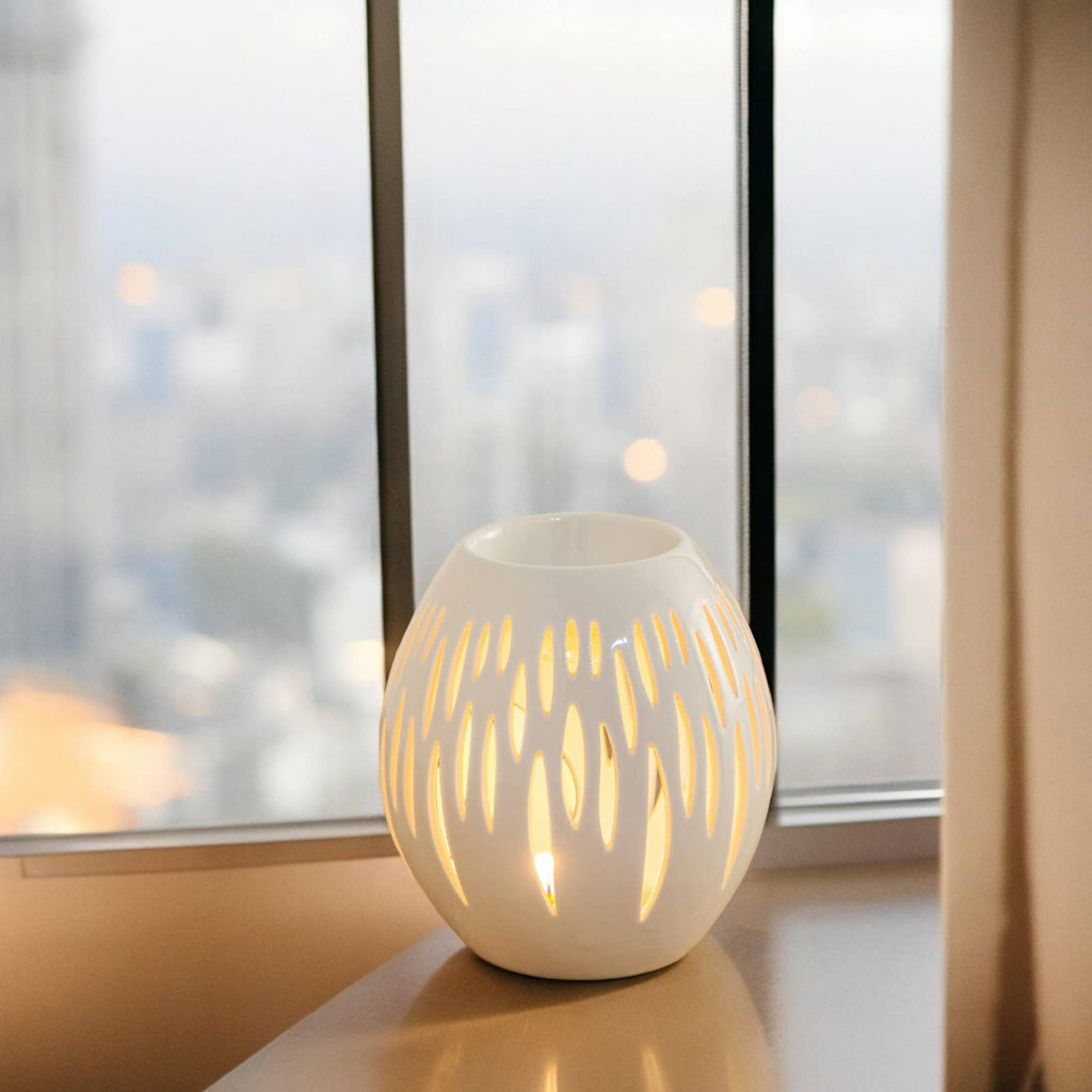 Ovali duftlampe i keramik