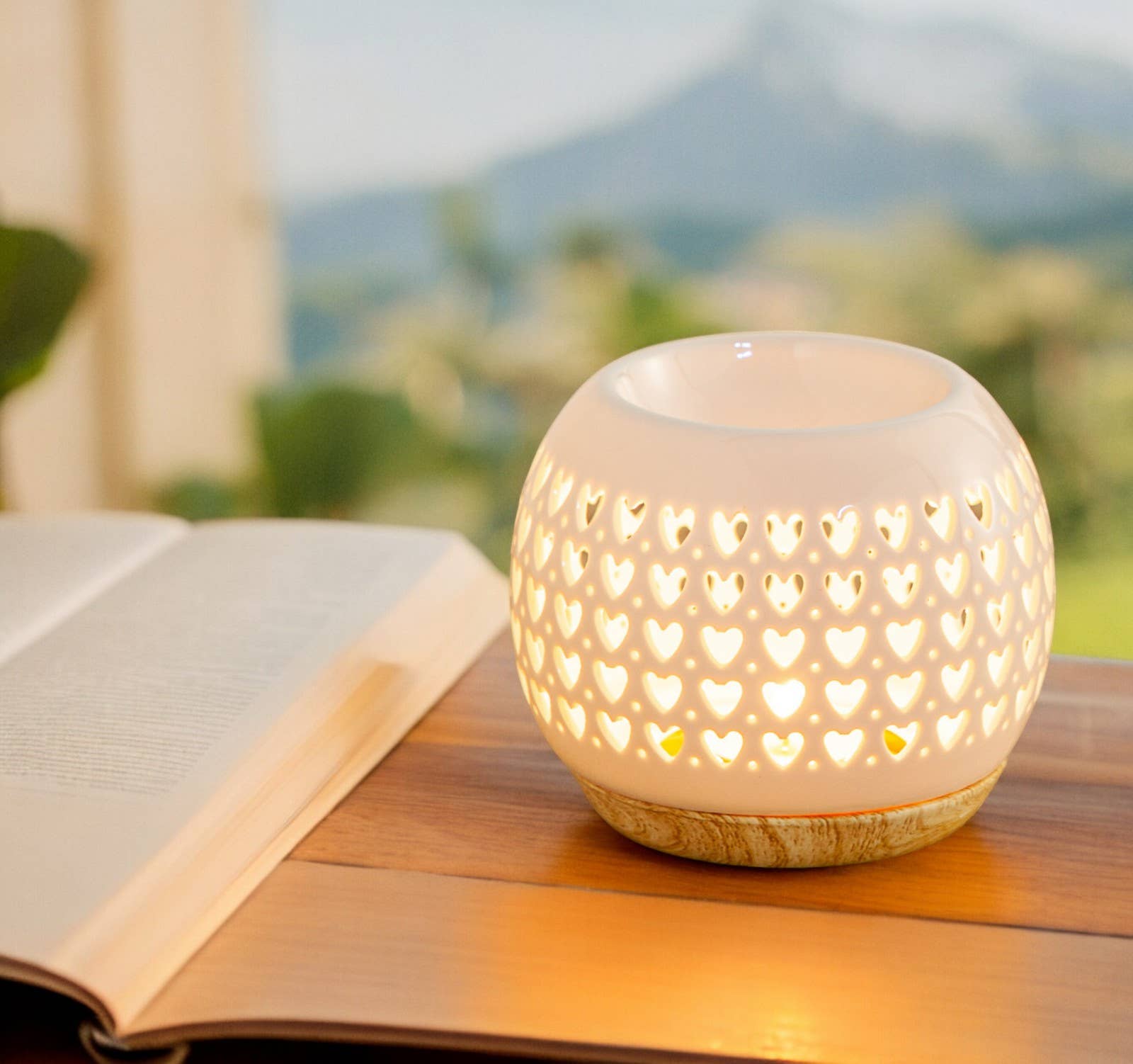 Hjertemønster duftlampe i keramik